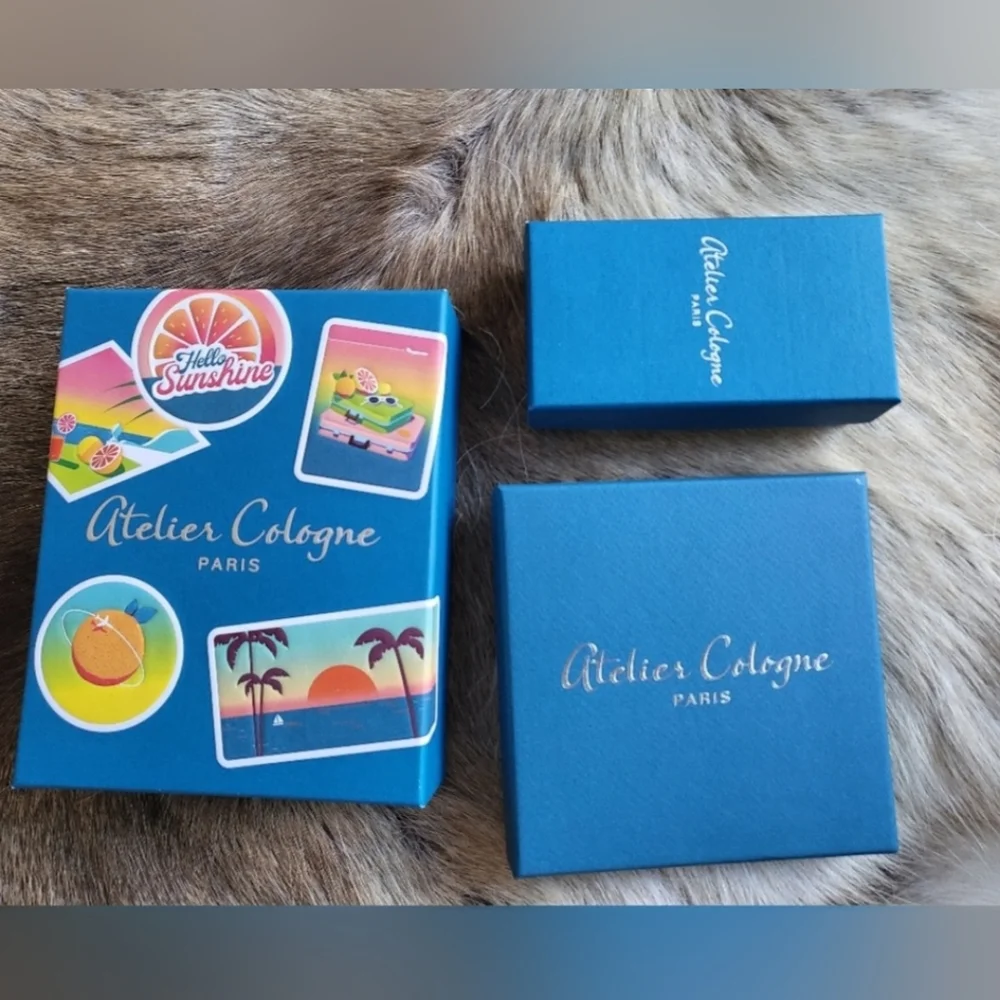 Atelier Cologne Gift Boxes, Pouches, 1 Blue Glass Bottle